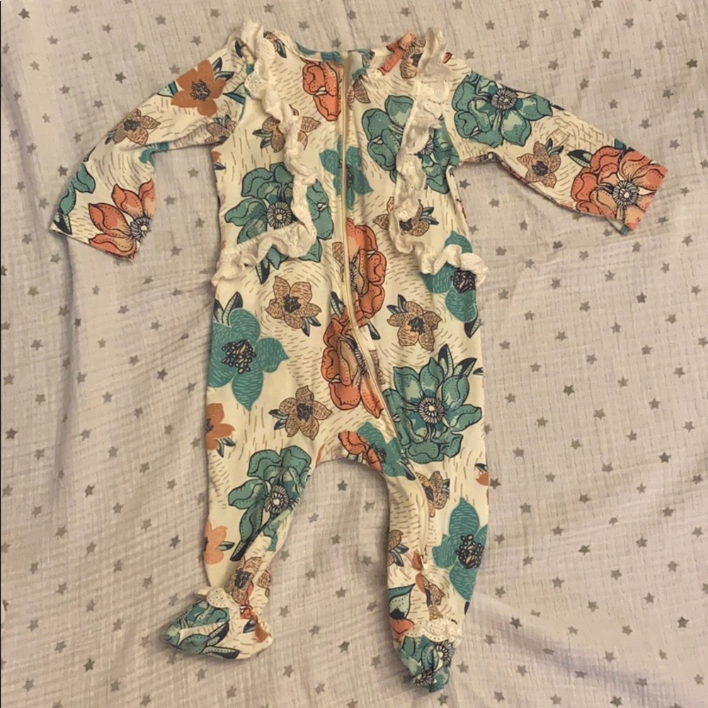 Floral Footie